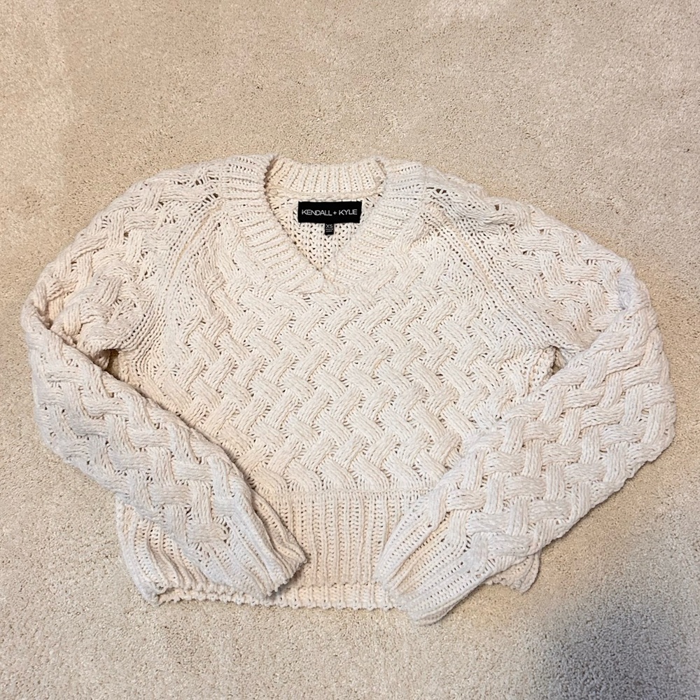 White Cropped Chunky Knit Sweater